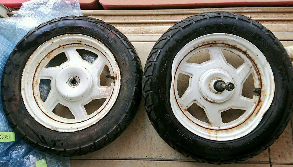 DJ-1手裏剣ホイールを魔改造…の巻。（ホンダ Dio (ディオ)）by 河童の