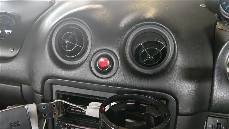 NBロードスター ハザードスイッチ 交換（マツダ ロードスター・NB）by