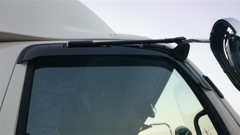 いすゞ(純正) ドアバイザー(アクリル) のパーツレビュー | ギガ