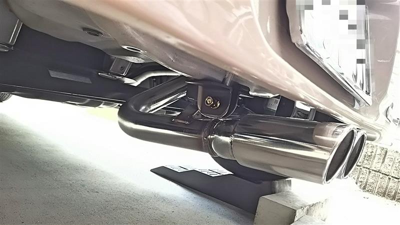 BE FREE センターW出しマフラー のパーツレビュー | ミラココア(ku-ro