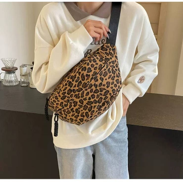 ヒョウ柄ボディバッグ[品番：PPNW0004309]｜Pumpkin Port（パンプキン