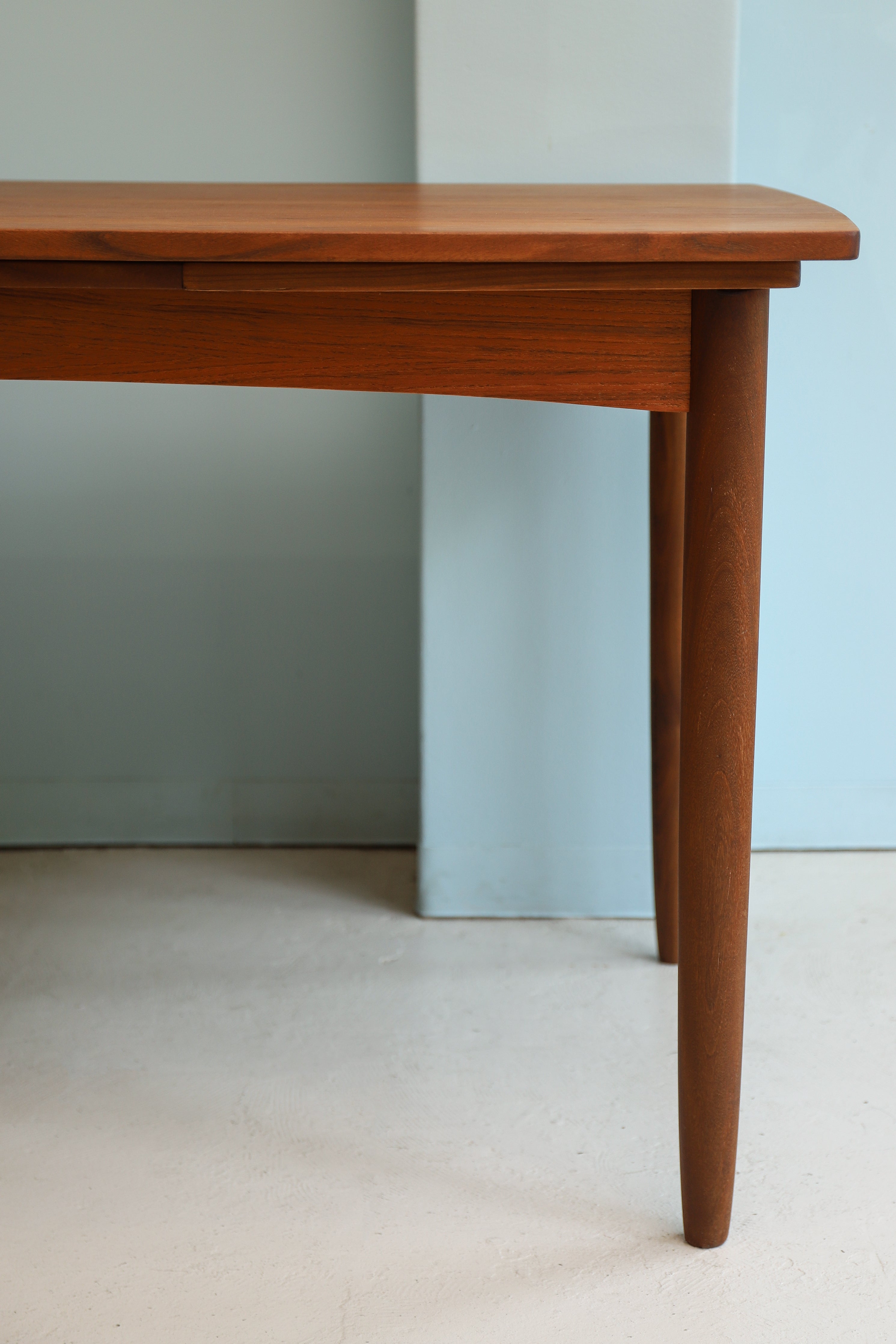 ダイニングテーブル北欧Findlay extension table