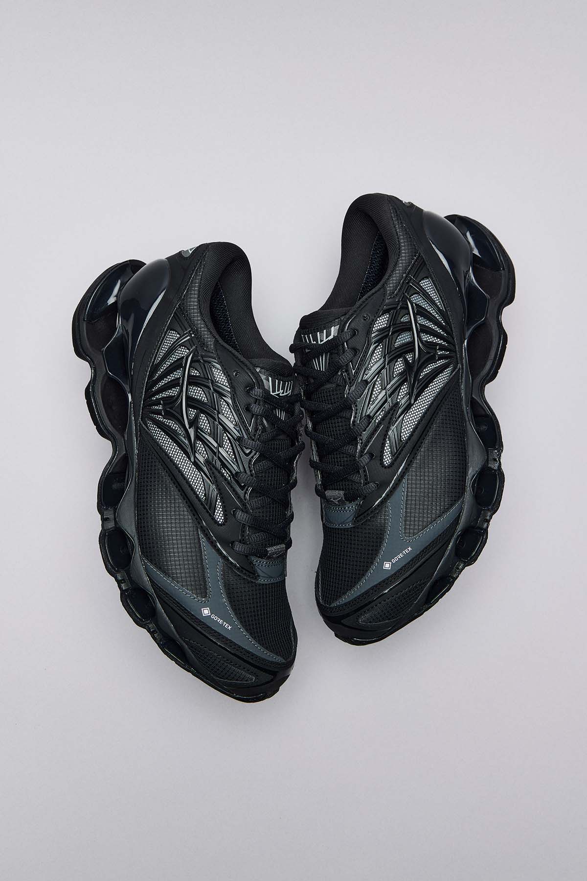 MIZUNO WAVE PROPHECY LS GTX – KICKS LAB.
