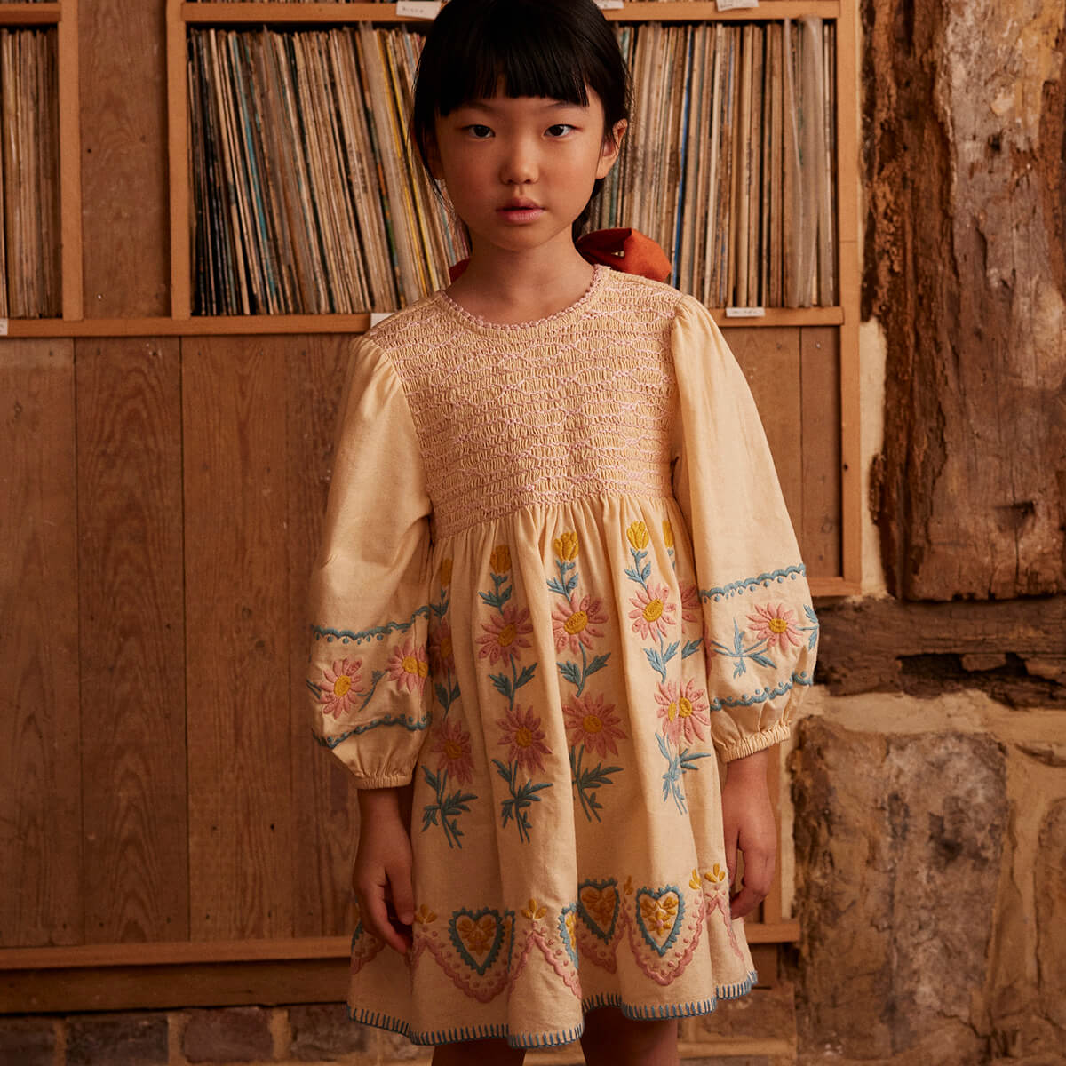 Apolina AW25 – Junior Edition