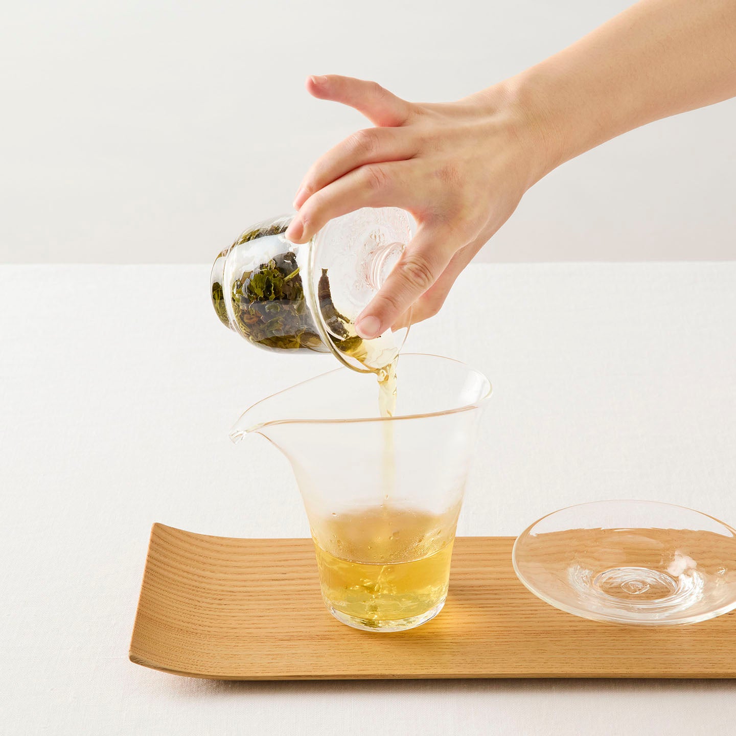 心にやさしい余白を生む。とりもと硝子店の器 – 煎茶堂東京オンライン