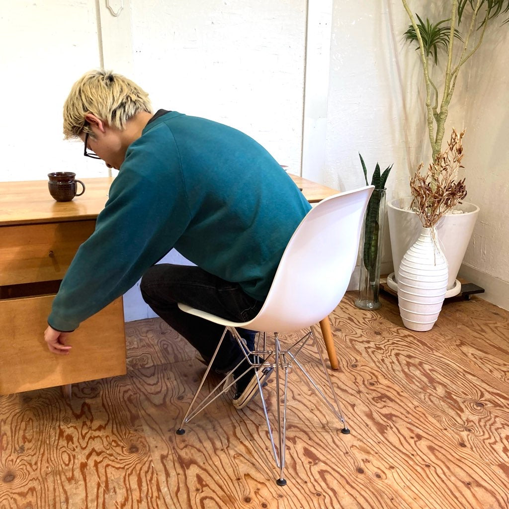 ハーマンミラー Herman Miller ヴィトラ Vitra サイドシェルチェア