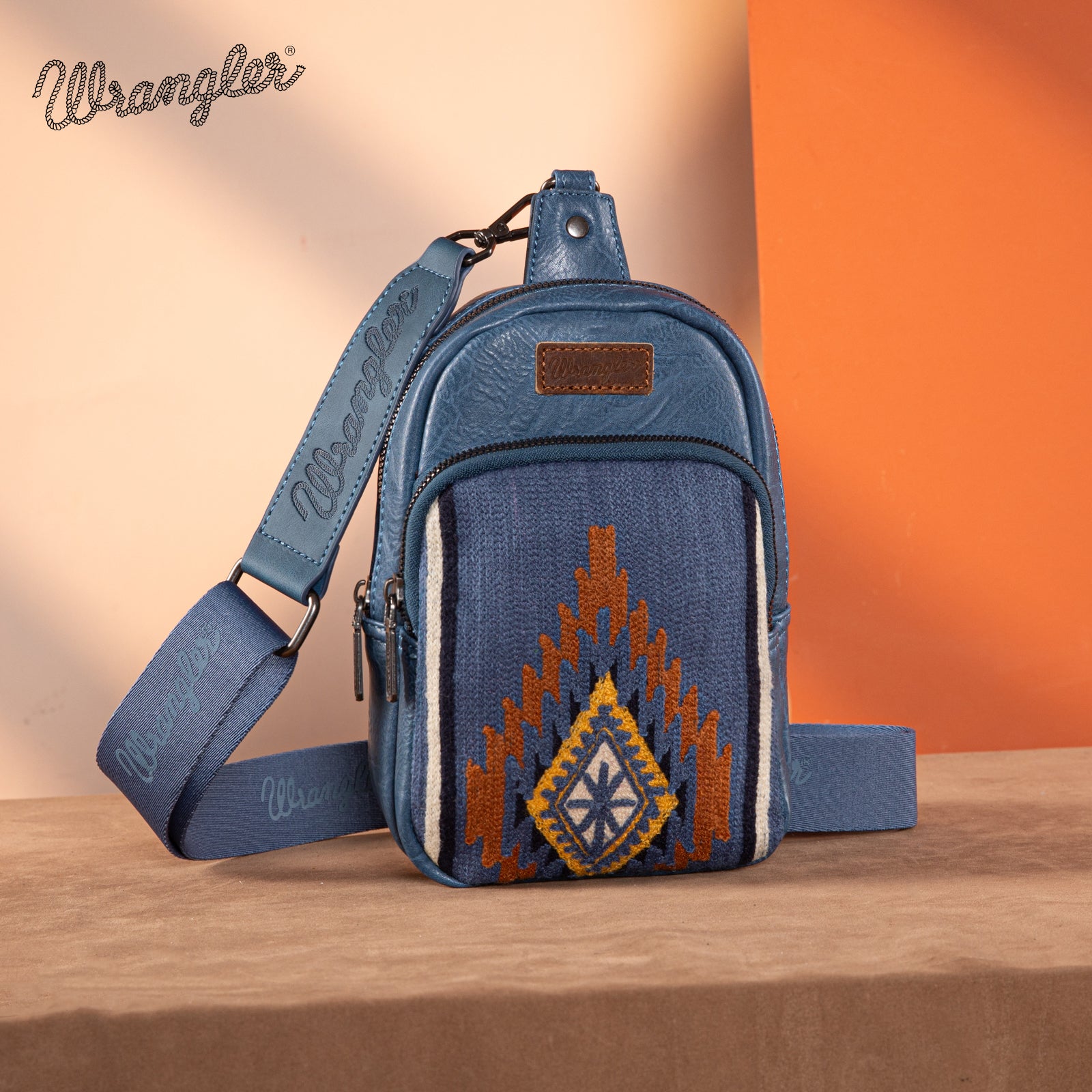 Wrangler Aztec Knitted Wristlet - Montana West – MONTANA WEST U.S.A