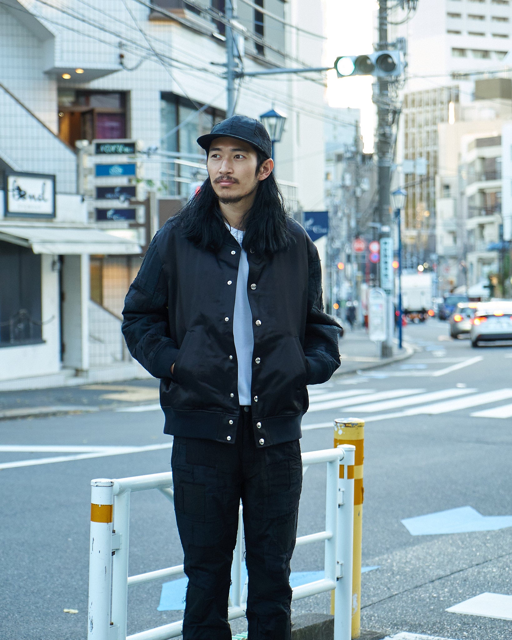スタイリングを引き締める。漆黒ボロ Cap & Hat – KUON Tokyo