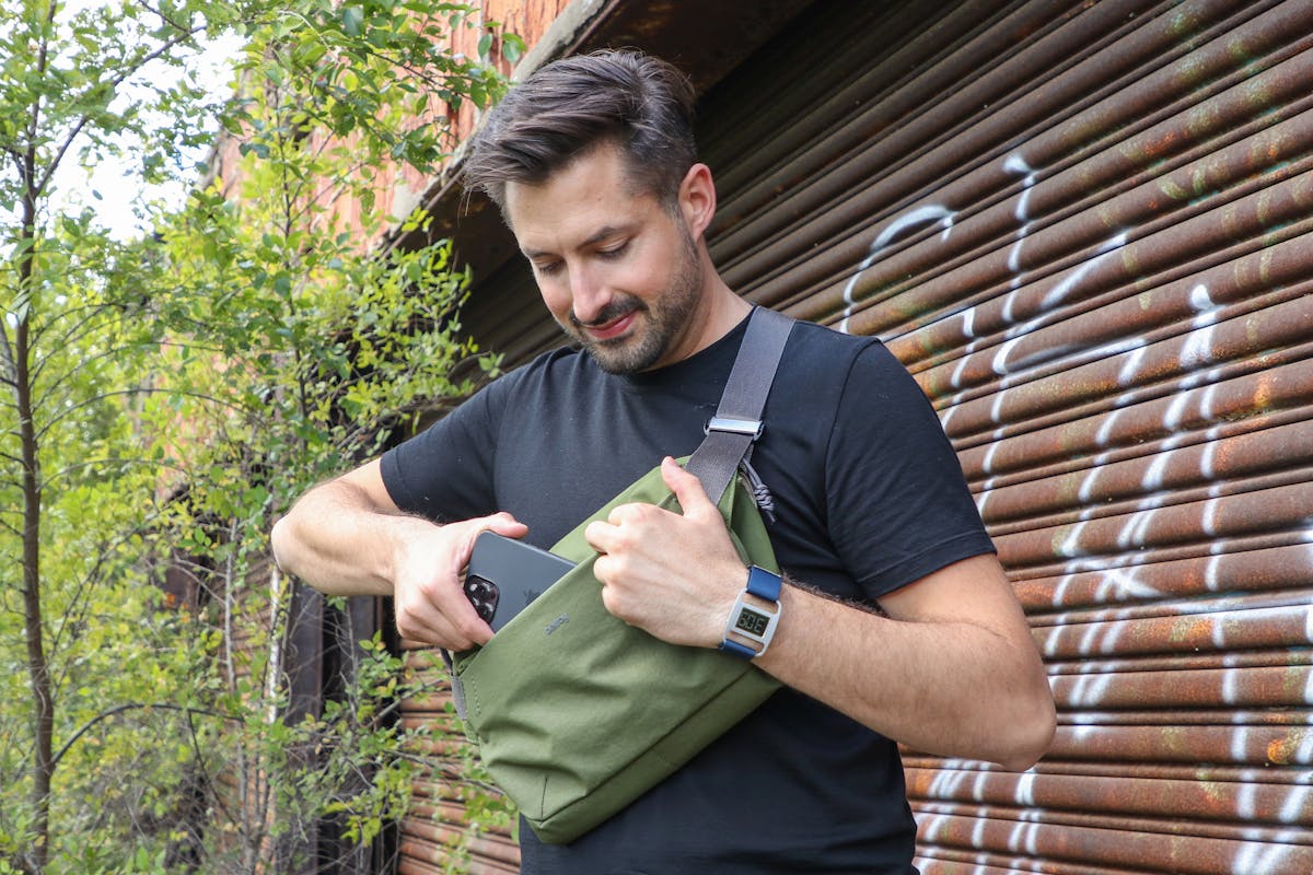 Bellroy Venture Sling 9L Review | Pack Hacker