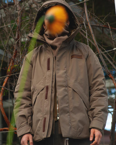 nonnative × WILD THINGS EXPLORER PUFF JUMPER 