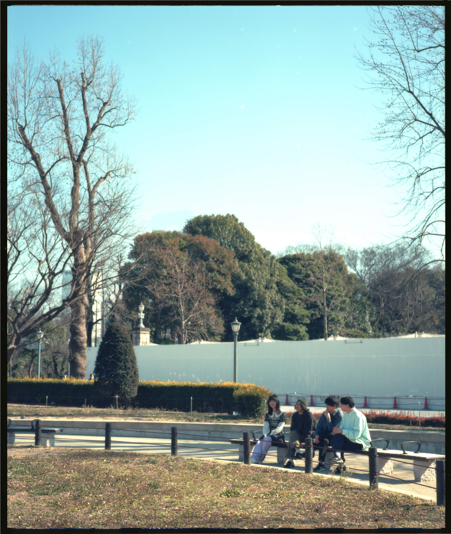 Laura day romance、「寛大さ」が開いた新しい音楽の扉｜2ndAL『roman