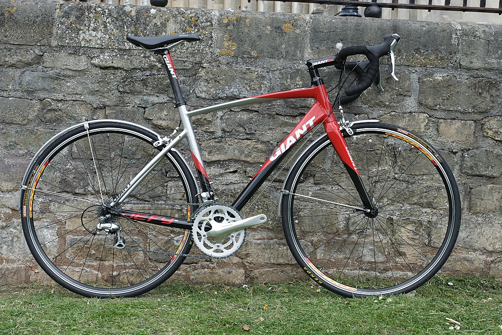 Just in: Giant Defy 2 - Cycling News | Bike Reviews | road.cc