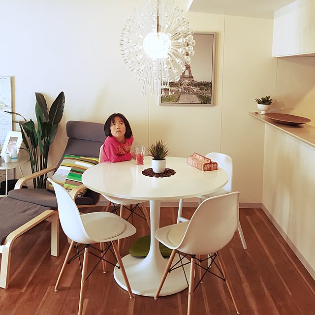 IKEA 丸テーブルのおすすめ商品とおしゃれな実例 ｜ RoomClip（ルーム
