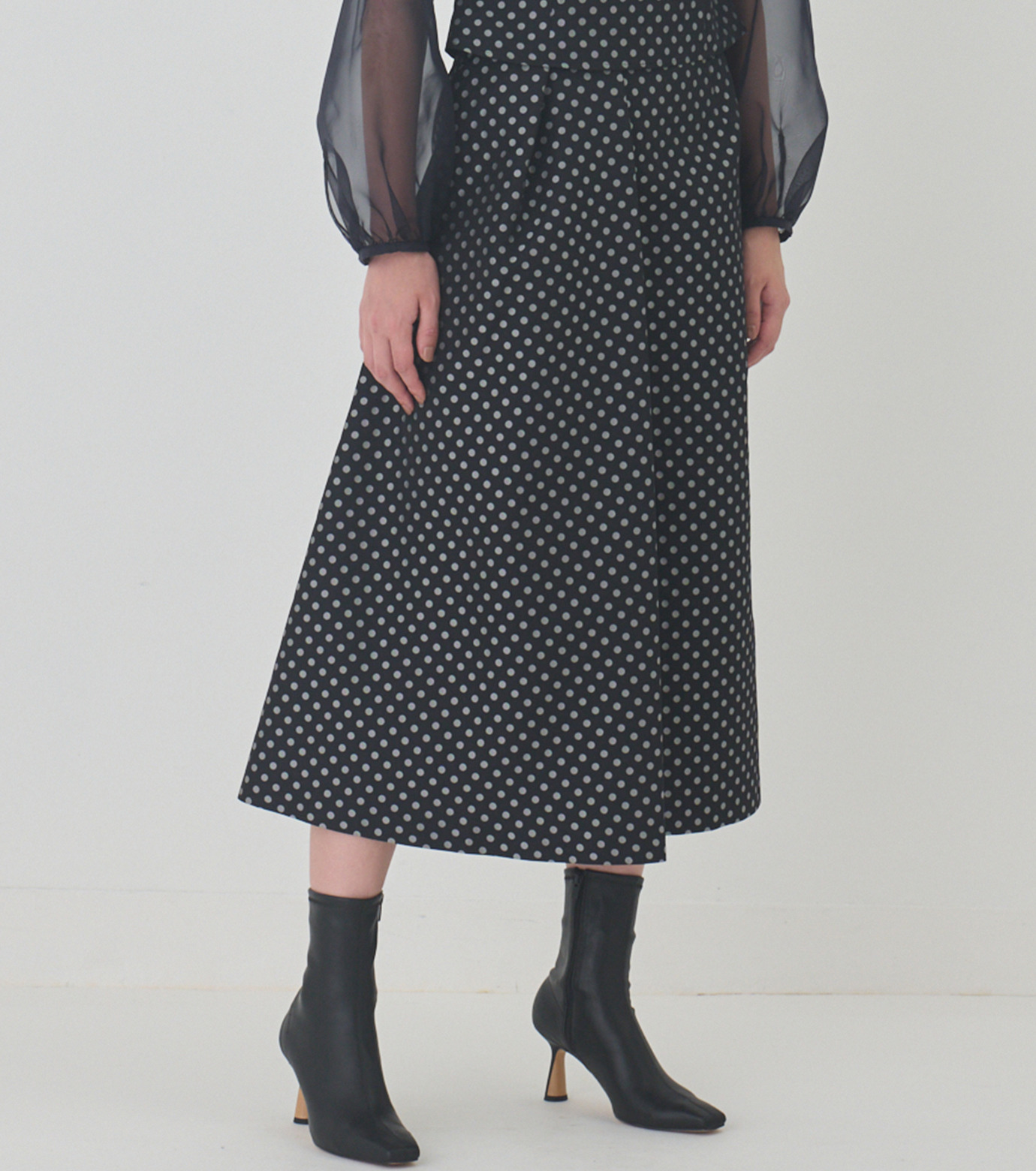 ル シェル ブルー - LE CIEL BLEU | Dot Jacquard Half Flare | RESTIR
