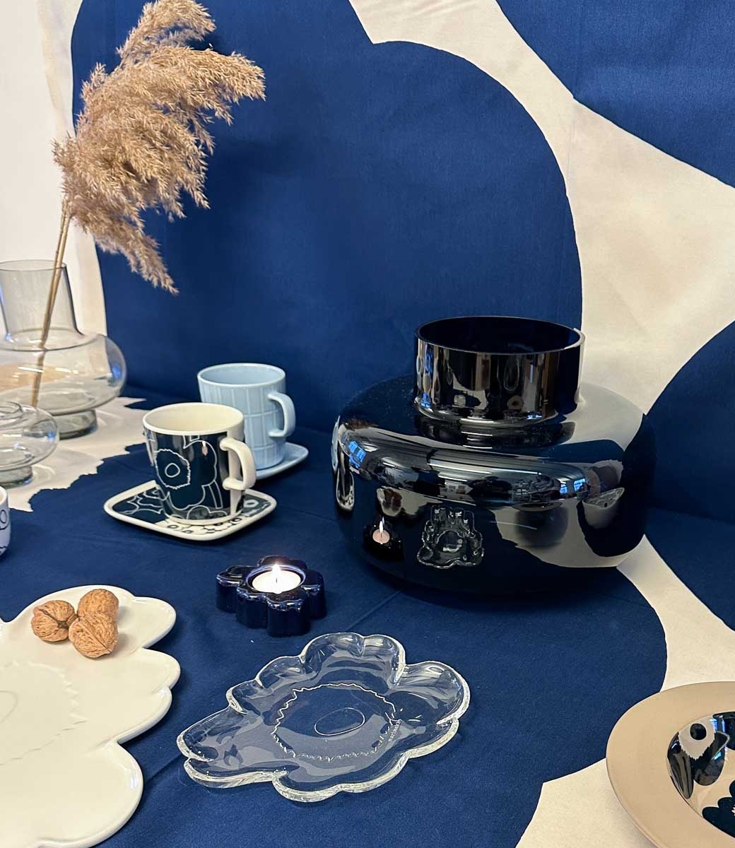 Big Marimekko Urna Vase in blue glass at North Sea Design - NORTH