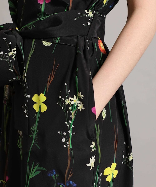 AKIRANAKA（アキラナカ）の「別注フラワープリントワンピース（）」 - WEAR