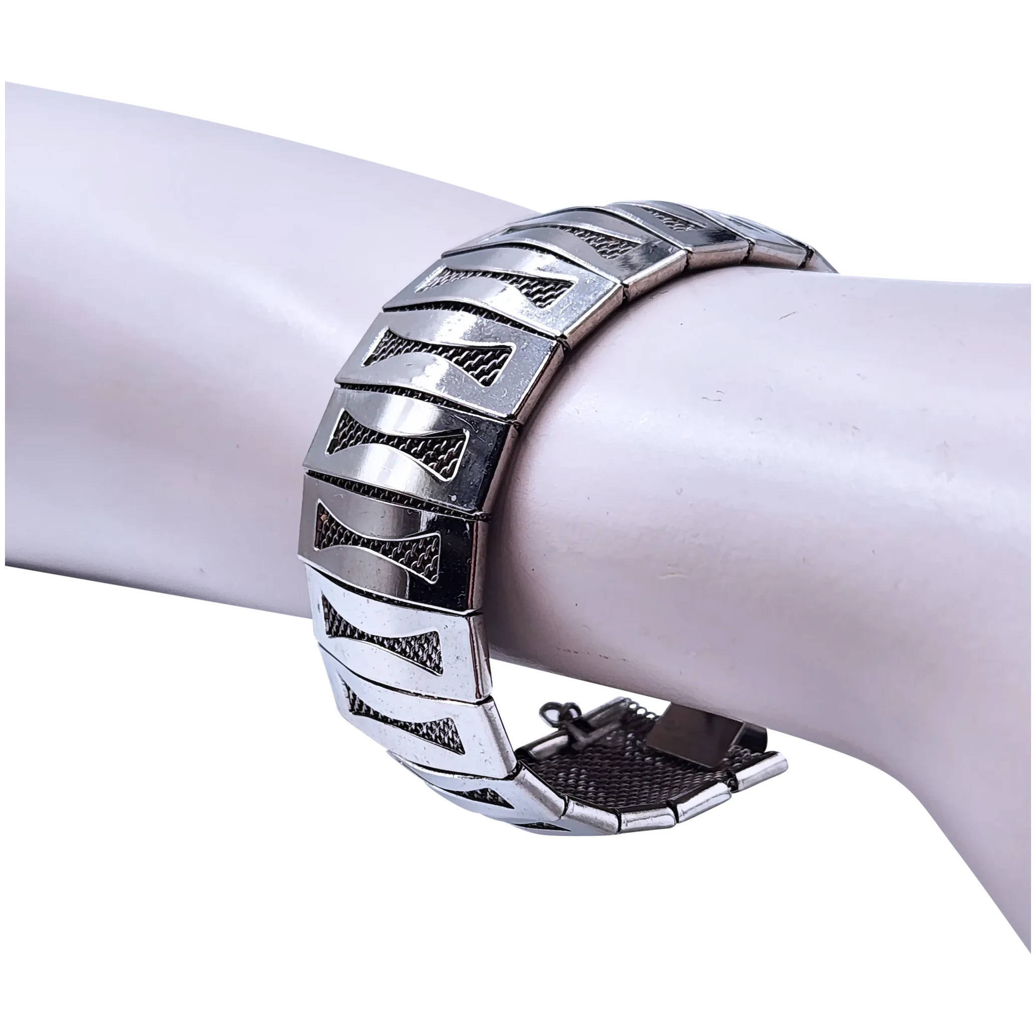 Vintage 1960s Elizabeth Morrey Tribal Design Silver Tone Bracelet