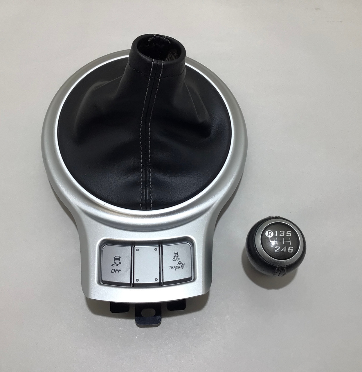 2017-2020 Toyota 86 / Subaru BRZ Manual Shift Knob w/ Boot Trim