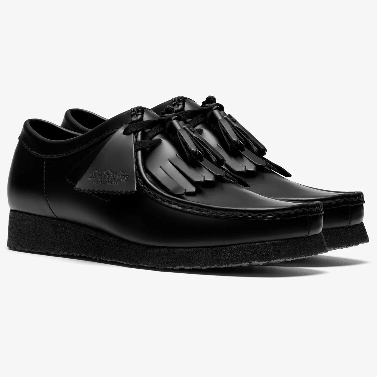 Clarks Originals Wallabee Mod Tassel Shoes in Black Hi-Shine Leather