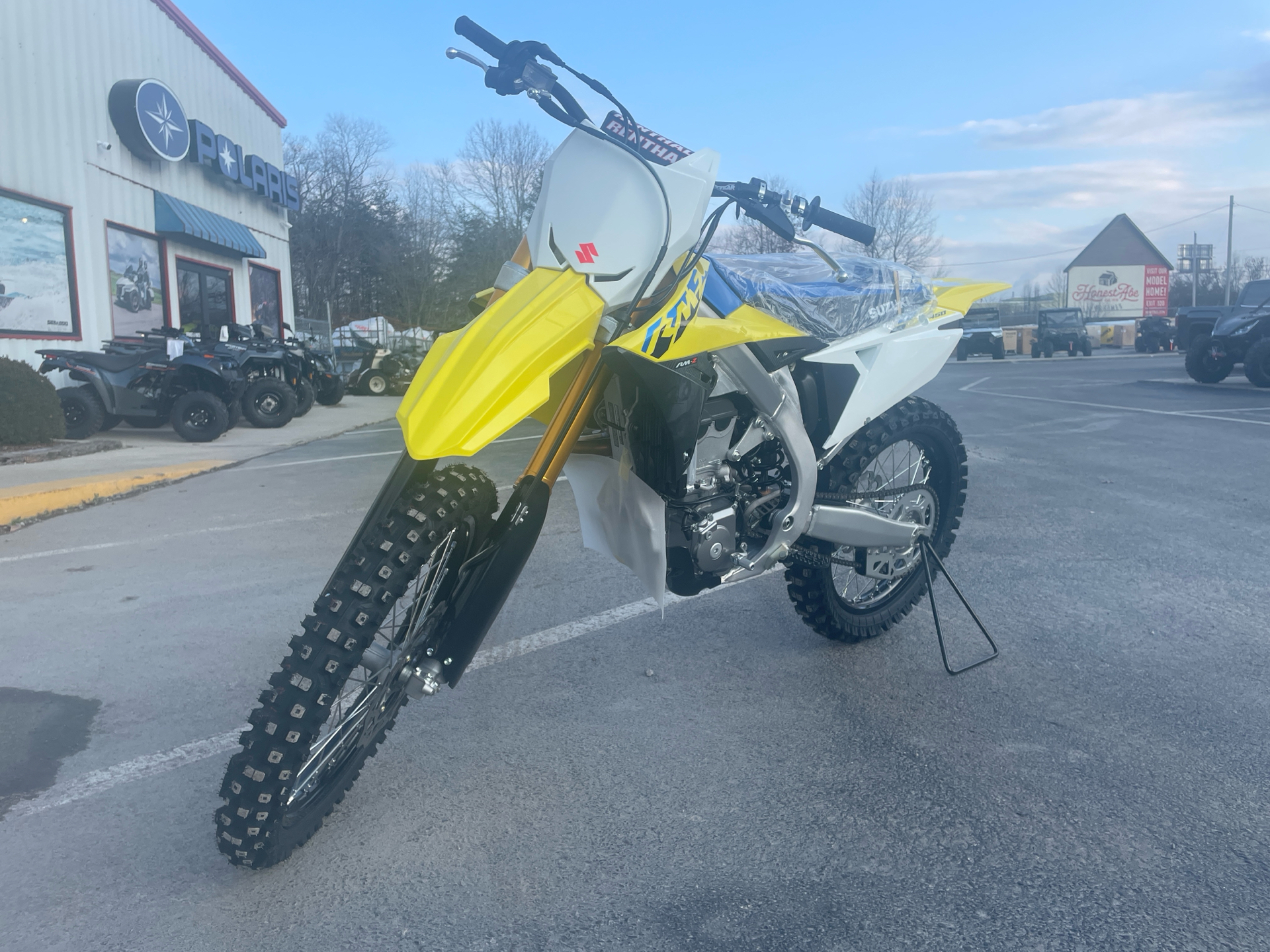 New 2025 Suzuki RM-Z450 Champion Yellow No. 2 | Motorcycles in