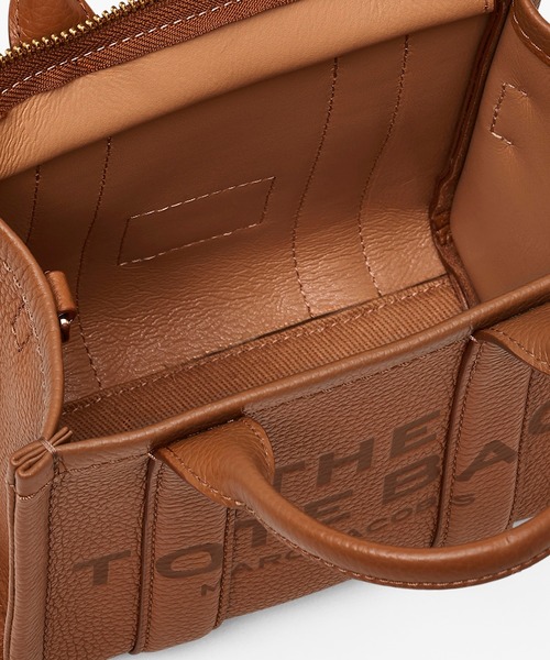 MARC JACOBS（マークジェイコブス）の「THE LEATHER CROSSBODY MINI