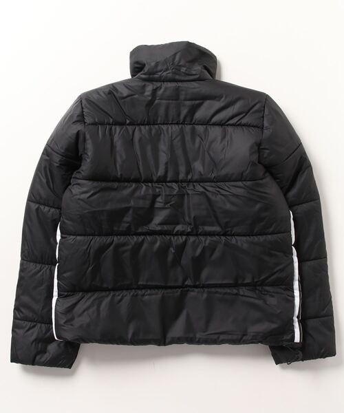 adidas（アディダス）の「アディカラー パファージャケット