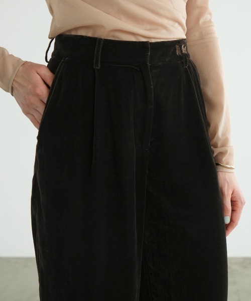 セール】VELOR TUCK WIDE PANTS（スラックス）｜CLANE（クラネ）の