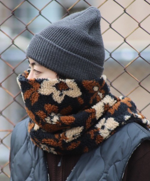 superNova.（スーパーノヴァ）の「Jacquard flower boa muffler