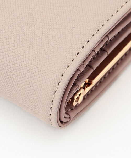 TOCCA（トッカ）の「TINY RIBBON BIFOLD WALLET 2つ折り財布（財布