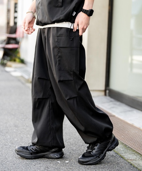 Rocky Monroe（ロッキーモンロー）の「ナイロンテック パラシュート