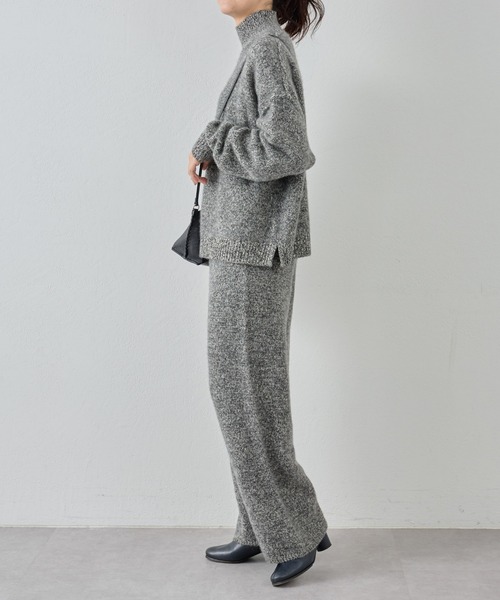 BEARDSLEY（ビアズリー）の「ホワイトヤクプルオーバーニット（ニット