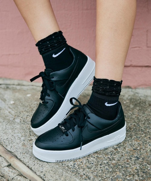 セール】ナイキ エア フォース 1 セージ LOW ウィメンズシューズ