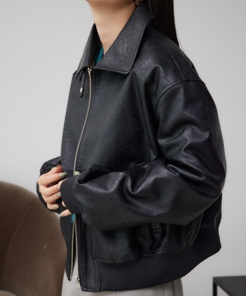 AZUL by moussy（アズールバイマウジー）の「フェイクレザージャケット