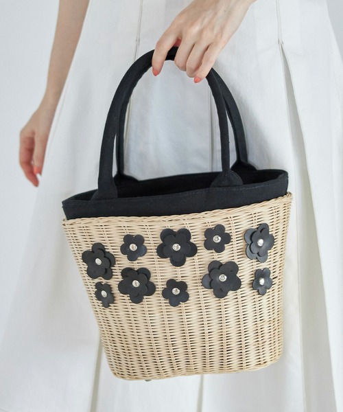 tocco closet（トッコ クローゼット）の「フラワーモチーフ付きカゴ