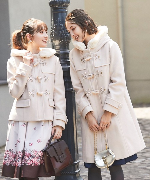 tocco closet（トッコ クローゼット）の「取り外し可能なフードファー