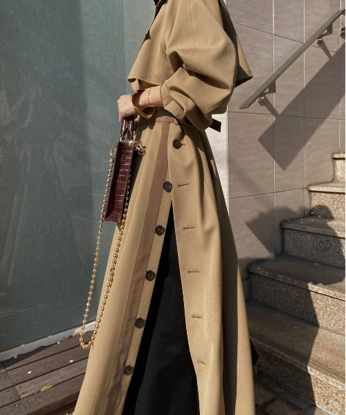 Ameri（アメリ）の「MINIMAL FLARE LONG TRENCH COAT（トレンチコート