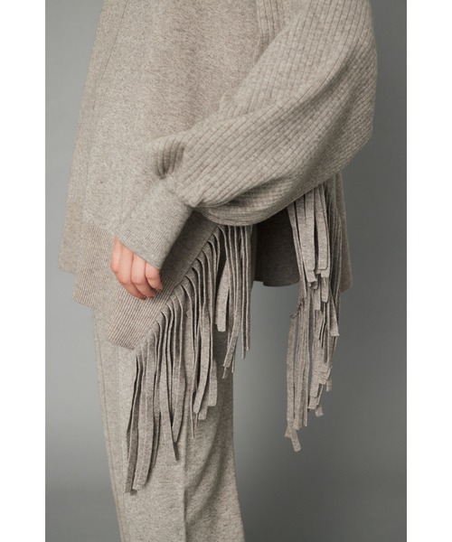 HeRIN.CYE（ヘリンドットサイ）の「Fringe knit tops フリンジニット
