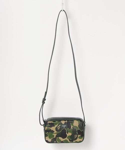 A BATHING APE（アベイシングエイプ）の「ABC CAMO SHOULDER BAG L