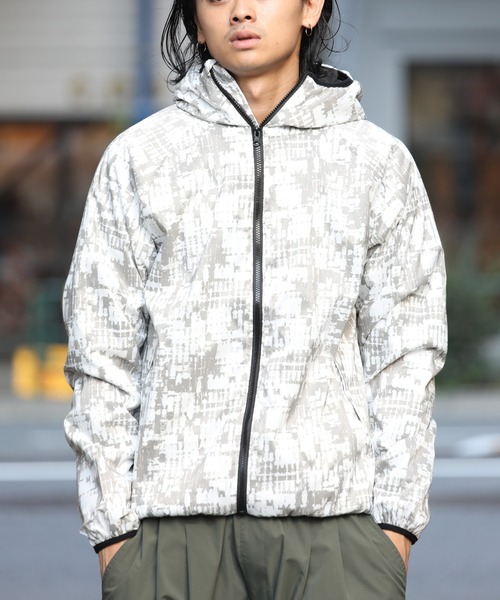 セール】【FORECAST】インサレート プリントマウンテンパーカー 中綿