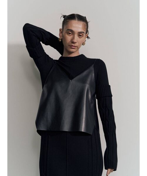 UN3D.（アンスリード）の「フェイクレザーキャミソール（キャミソール