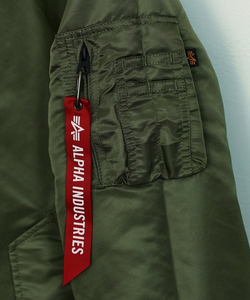 Alpha Industries（アルファインダストリーズ）の「リバーシブル