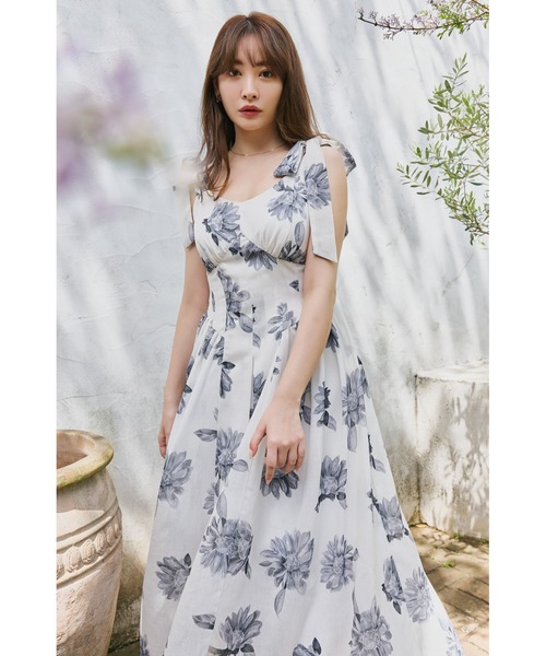 Her lip to（ハーリップトゥー）の「Sunflower-Printed Midi Dress