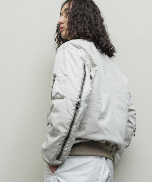 BAL（バル）の「【2022秋冬】ZIP SLEEVE BOMBER JACKET（MA-1）」 - WEAR