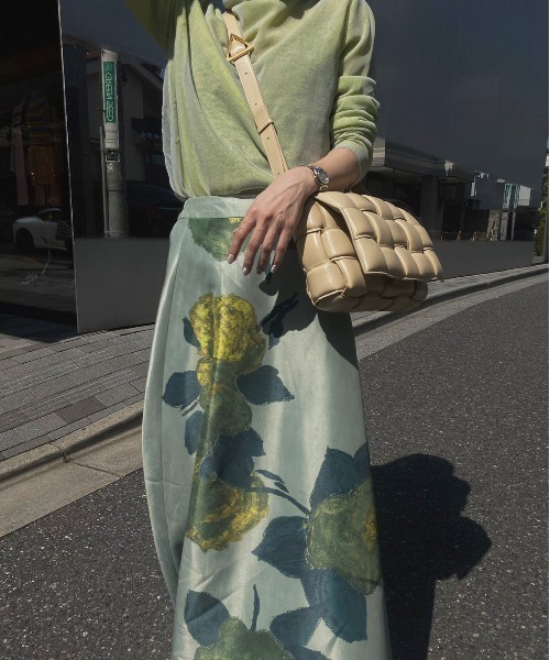 Ameri（アメリ）の「ELLIE ASYMMETRY PLEATS SKIRT（スカート）」 - WEAR