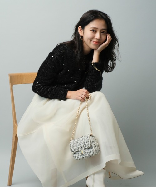 JUSGLITTY（ジャスグリッティー）の「ドット刺繍カーデプルオーバー