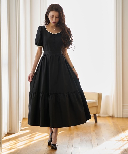 emiriawiz（エミリアウィズ）の「パフスリーブフレアワンピース