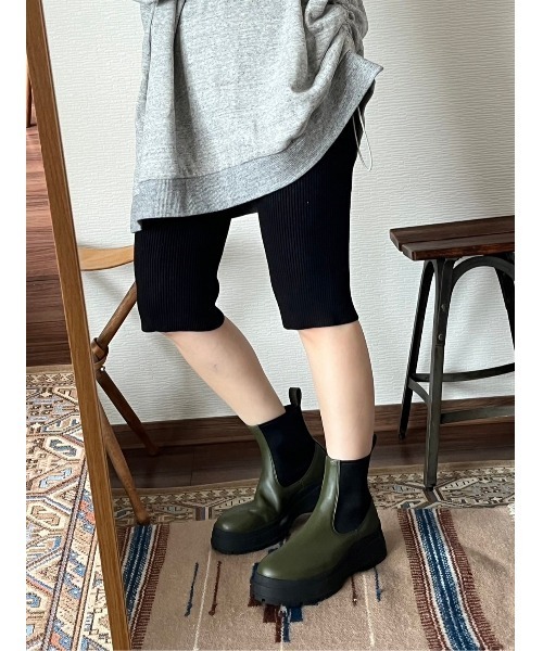 BLACK BY MOUSSY（ブラックバイマウジー）の「side gore boots