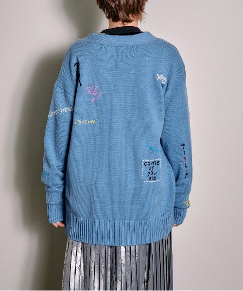 MAISON SPECIAL（メゾンスペシャル）の「Life Word Embroidery Knit