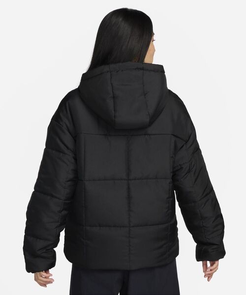 NIKE（ナイキ）の「ナイキ スポーツウェア クラシック パファー