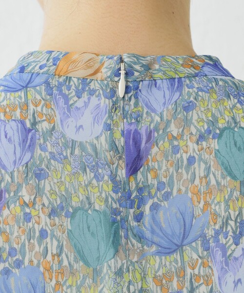 amaca（アマカ）の「【LIBERTY】AMALIA TULIPスタンドカラーブラウス